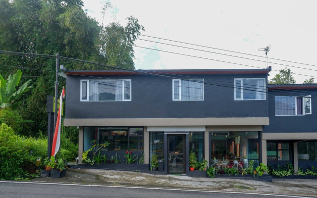 Urbanview Hotel Umbrella Dieng by RedDoorz