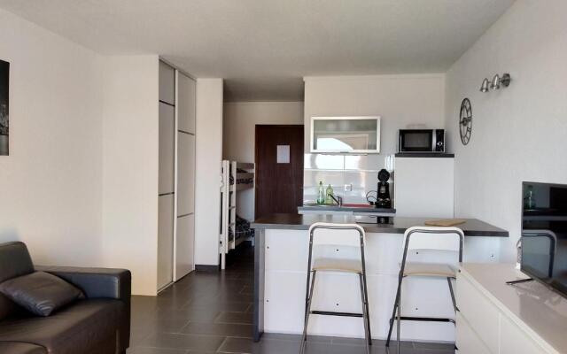 studio à 100m de la plage et de la piscine