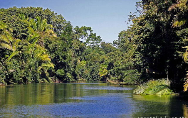 Machaca Hill Lodge