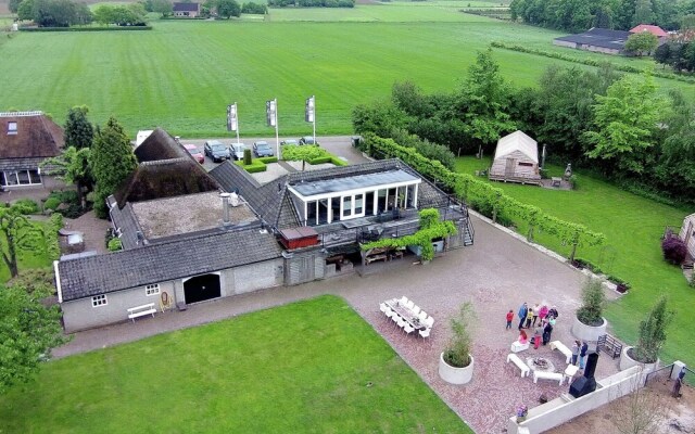 Lush Holiday Home in Oeffelt with 2 Saunas & Hot Tubs