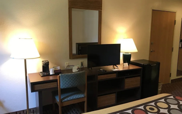 Super 8 Canonsburg/Pittsburgh Area