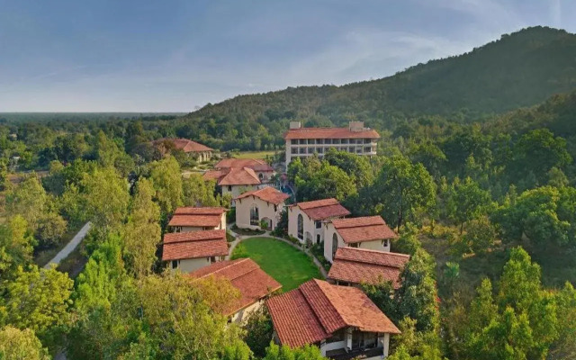 Bhanu The Fern Forest Resort & Spa Jambughoda, Series by Marriott