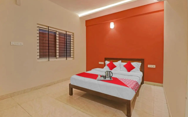 OYO Flagship 701156 G M Boarding And Lodging