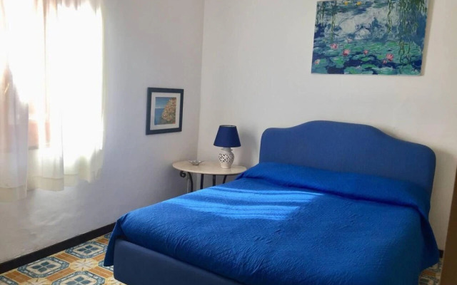 Beautiful 2-bed House in Positano Main Square Area