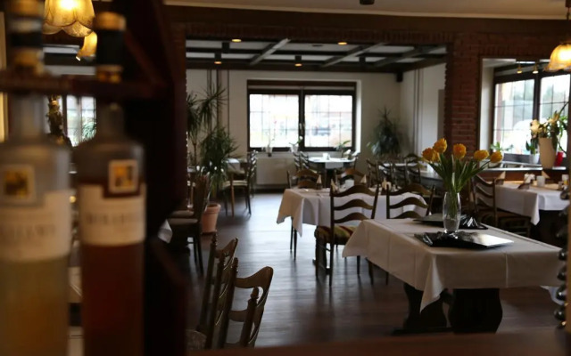 Ummen Hotel&Restaurant