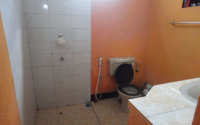 Lucky Home Stay Wattala