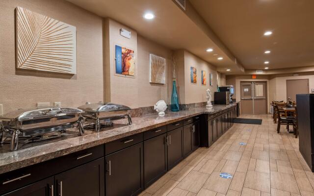 Best Western Plus Oceanside Palms Hotel