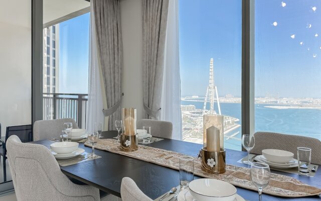 Breathtaking 3BR with Sea & Marina