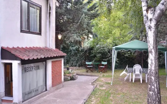 Hostel Kalonis