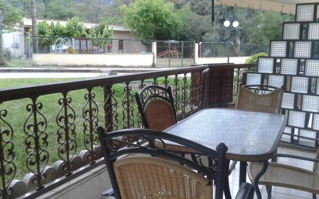 Studios Souropanis