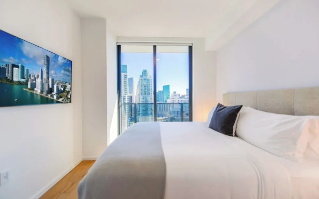 Apt Near Miami's Top Events at Bayfront
