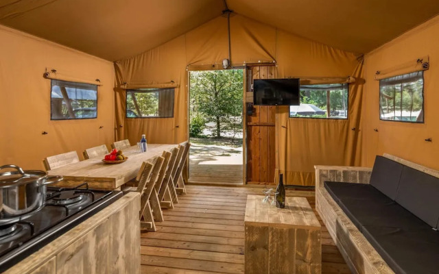 Nice Safari Tent With Kitchen, 8 km. From Helmond