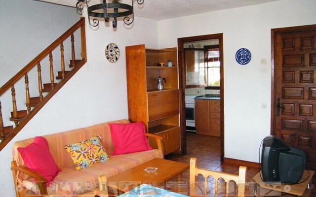 House With 3 Bedrooms in Peñíscola, With Pool Access, Furnished Garden