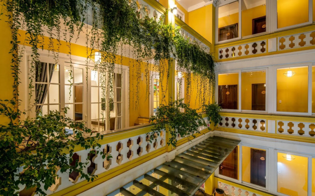 Triple Riverside Villa Hotel Hoian