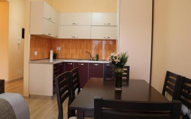Belleview Apartment 4