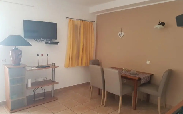 San - Comfortable and Great Location - A3