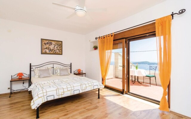 Nice Home in Orasac With Wifi and 6 Bedrooms
