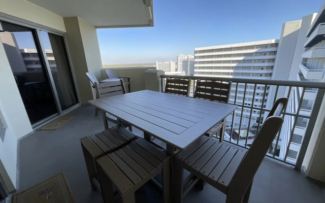 1107 Royale Palms 3 Bedroom Condo