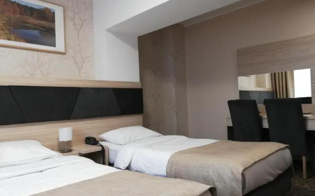 Hotelik na Słonecznym Wzgórzu