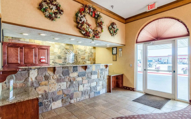 Holiday Inn Express ALLIANCE