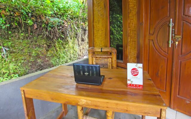 Hotel O Awenk Homestay Near SD Gunung Wakul