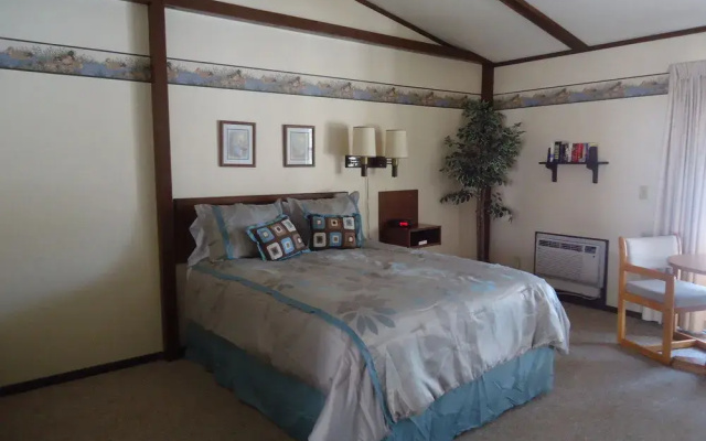 Edelweiss Motel
