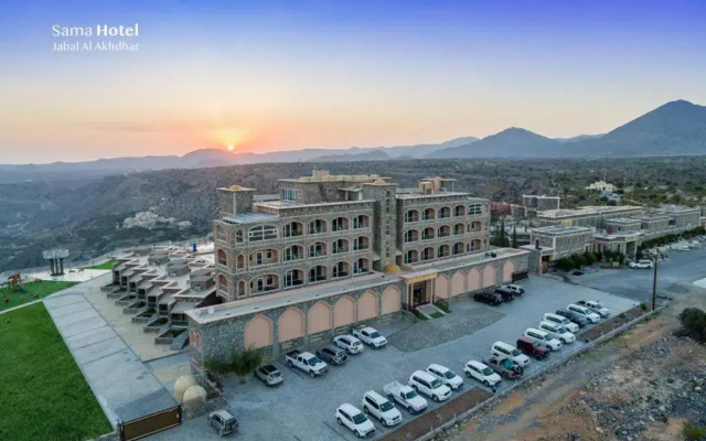 Sama Hotel