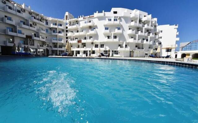 Apartment Place of Dreams near the sea RedSeaLine