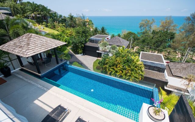 Beautiful 3-Bedroom Villa at Surin Beach