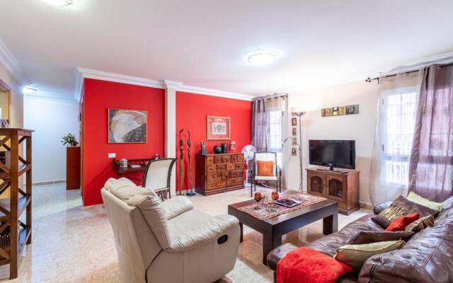 Flatguest Ingenio + 2 Bdr + Wifi + 4pax