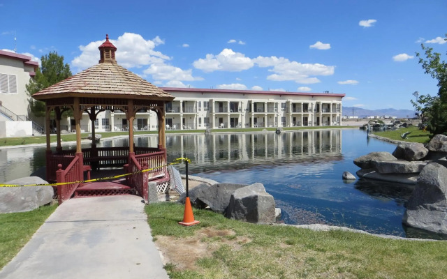 Longstreet Inn & Casino