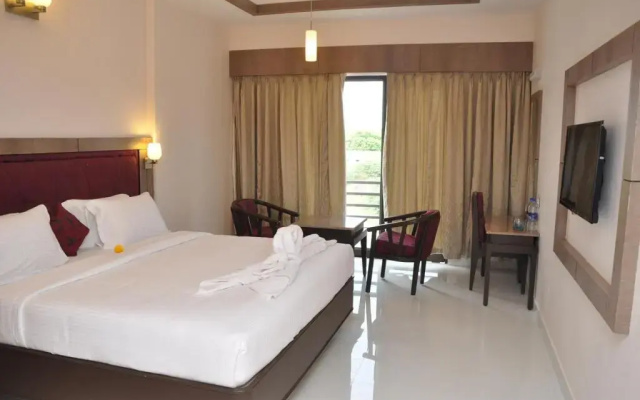 Chandra Royal Inn