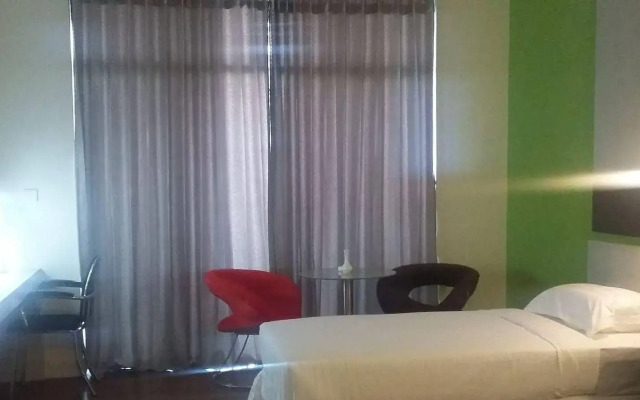 Noble Mingalar Hotel