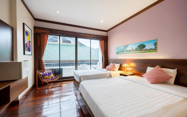 The President Hotel at Chokchai 4