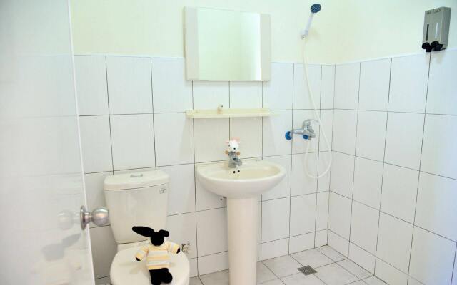 Bubbling Bunny Café - Hostel