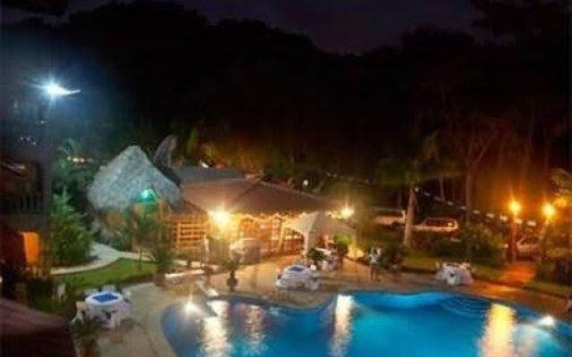 Marea Brava Hotel & Villas