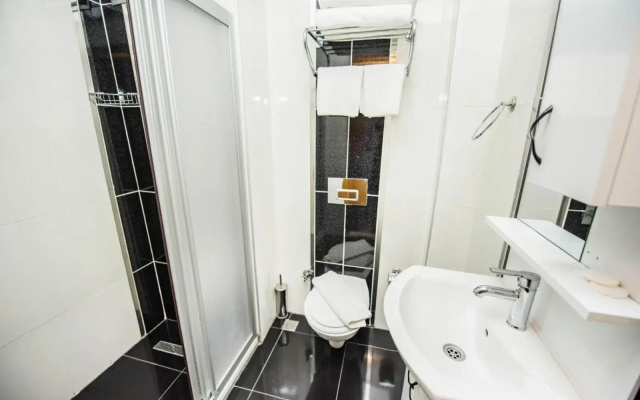 Pera Life Hotel