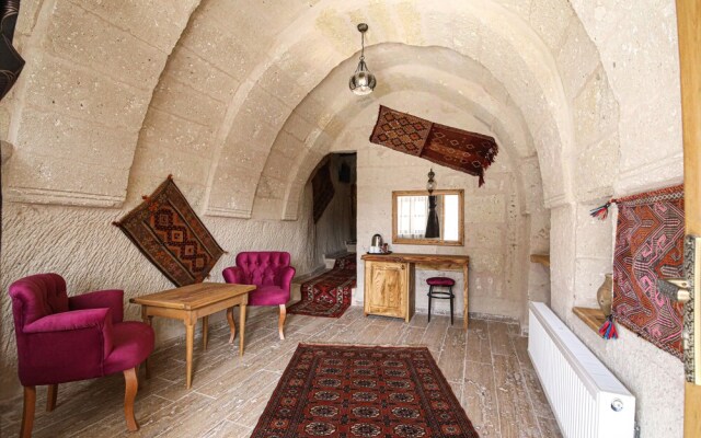 Avilla Cave Hotel