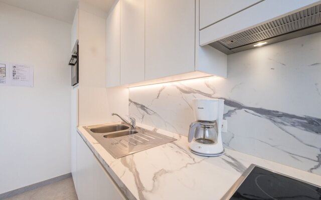 Bright Beachfront Apartment