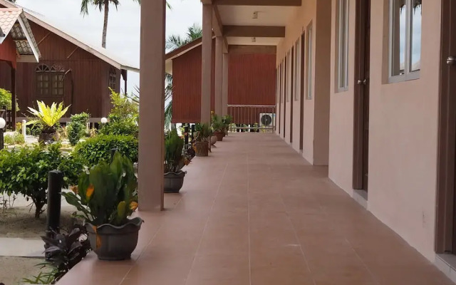 Samudra Beach Chalet