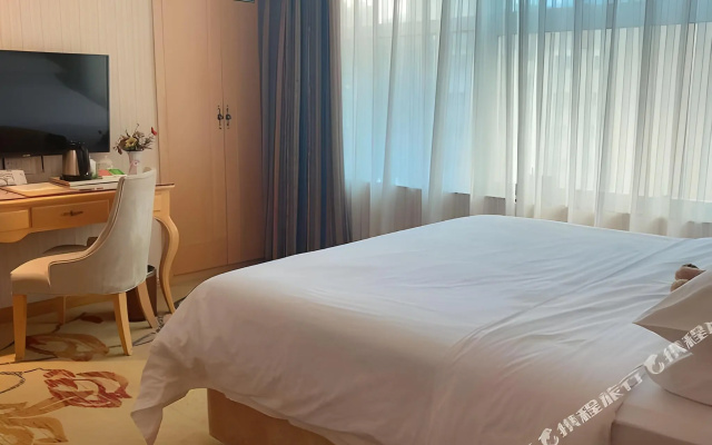 Vienna Hotel (Shenzhen Guanlan Changhu Metro Station) ) – Guest Rooms – Shenzhen