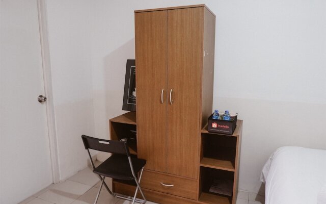 Comfort Stay Studio Room @ Green Palace Kalibata Apartment