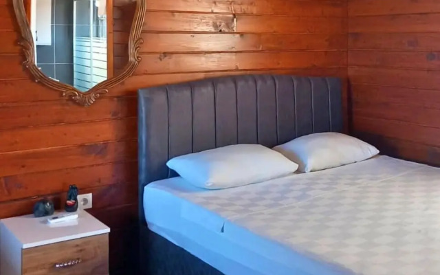 Bu Bungalow Hotel
