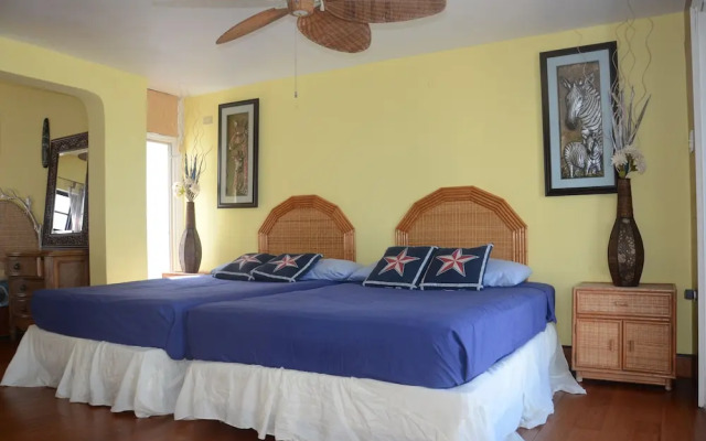 Caprice 14 Cable Beach Luxury Villa