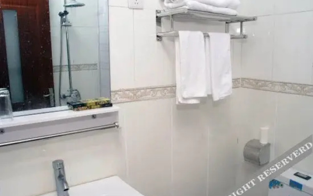 Yinxue Holiday Inn