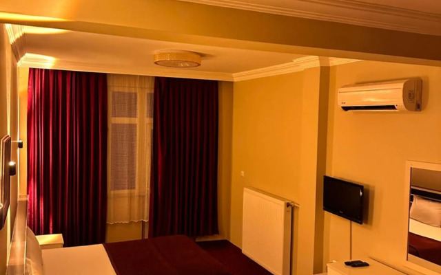 Mina 1 Hotel