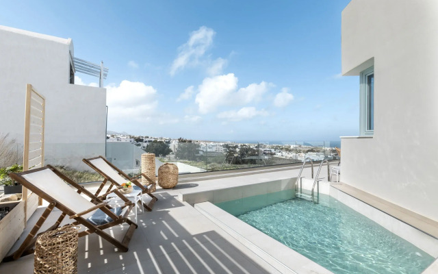 Santo Bloom Luxury Suites