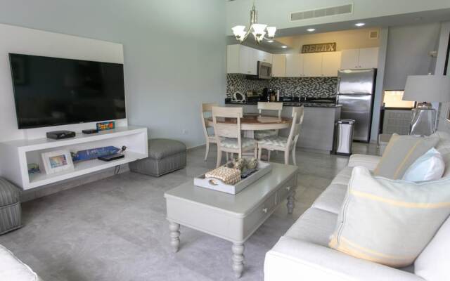 Spectacular Beach View 3-bedroom Villa Bv179