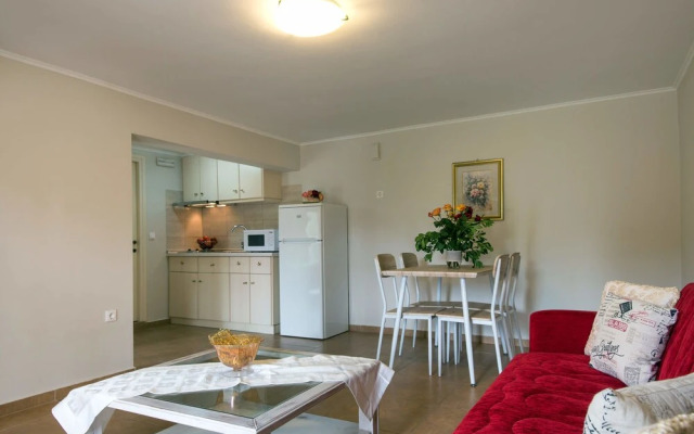 Georgia's Corfu Apartment