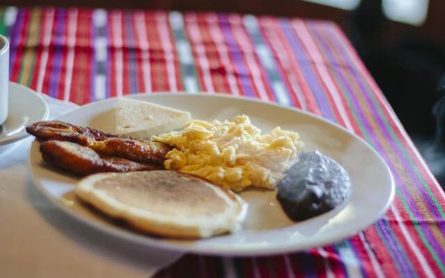 Hotel San Buenaventura De Atitlan